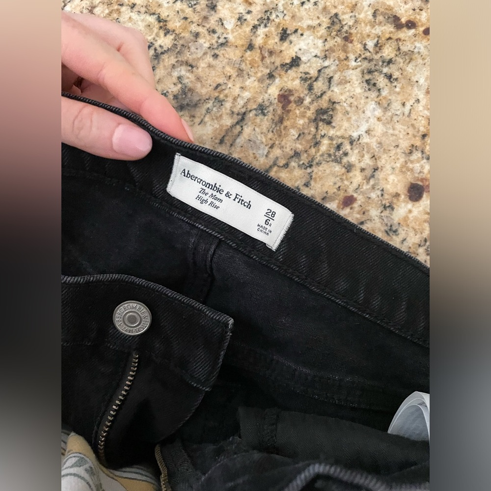 ABERCROMBIE HIGH rise mom jean